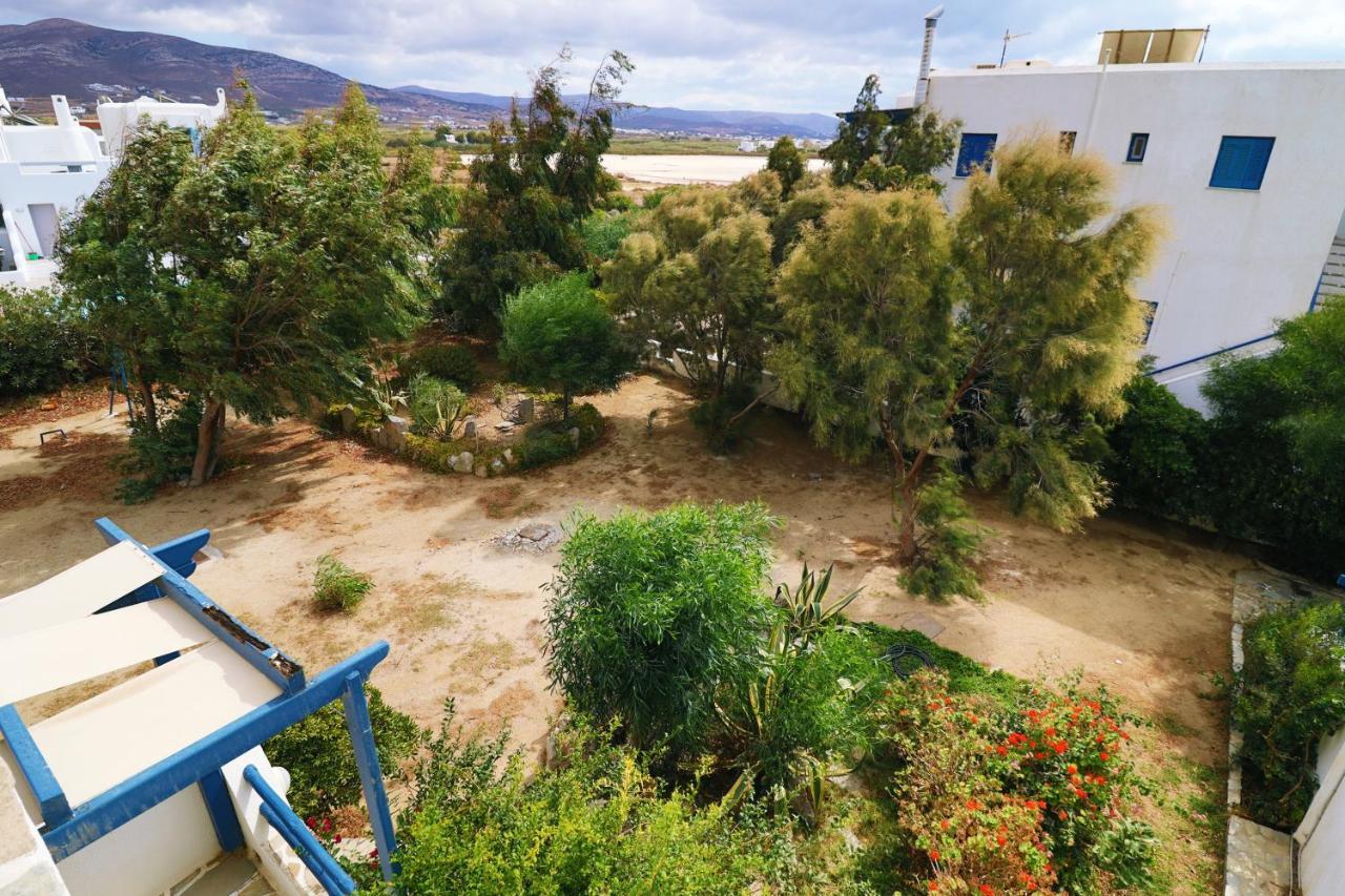Coralli Beach Apartments 米科利维亚 外观 照片