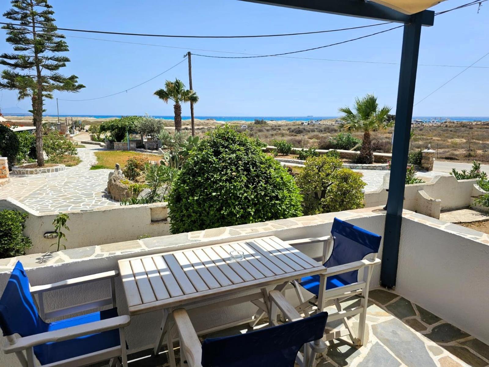 Coralli Beach Apartments 米科利维亚 外观 照片